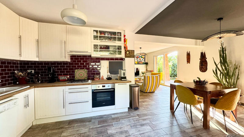 Maison - 160 m² - 7 pièces