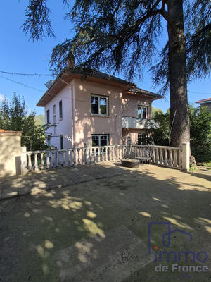 Maison - 170 m² - 7 pièces