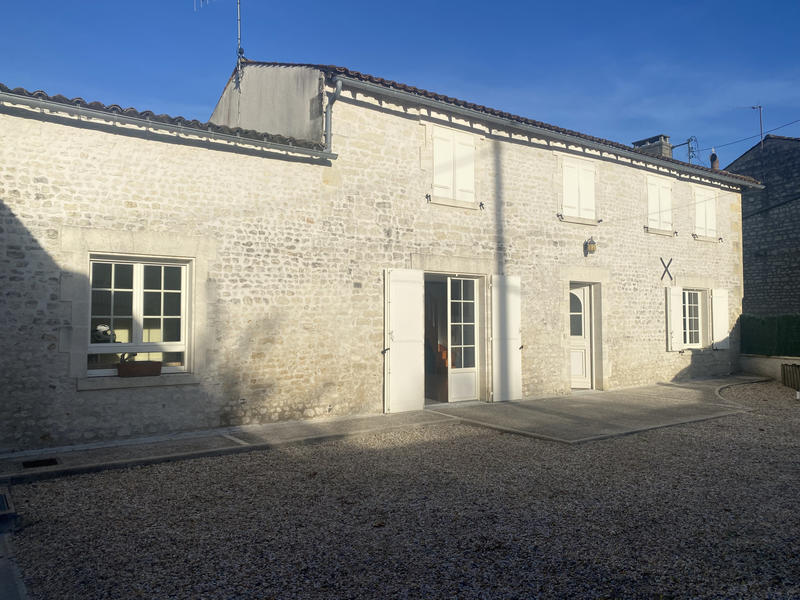 Maison - 124 m² - 6 pièces