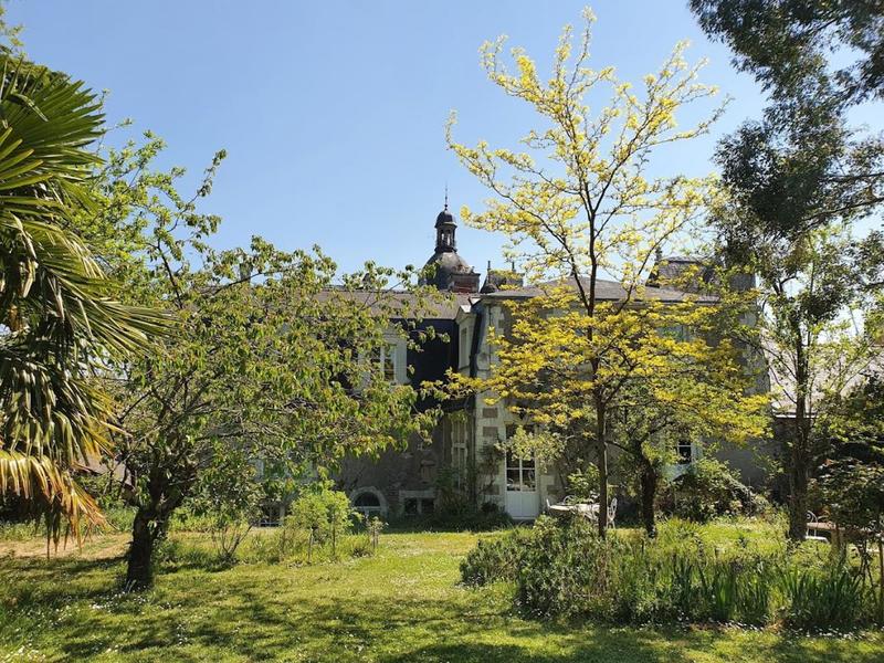 Château - 511 m² - 8 pièces