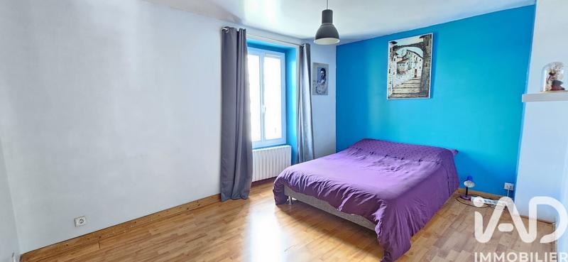 Maison - 250 m² - 10 pièces