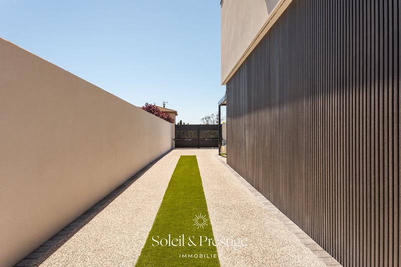 Maison - 180 m² - 4 pièces