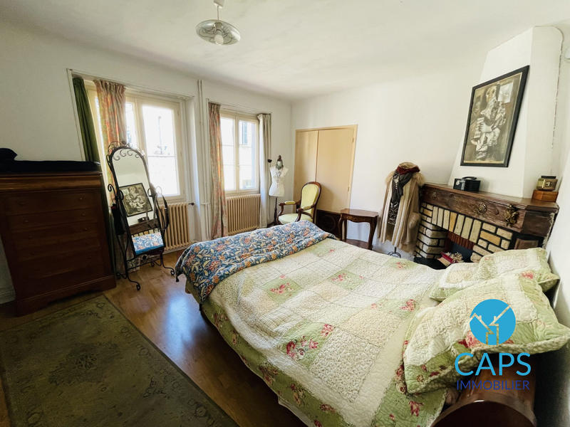 Maison traditionnelle - 90 m² - 4 pièces