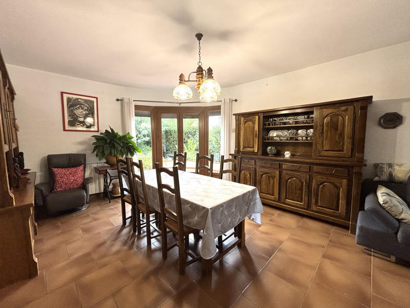 Maison - 180 m² - 6 pièces