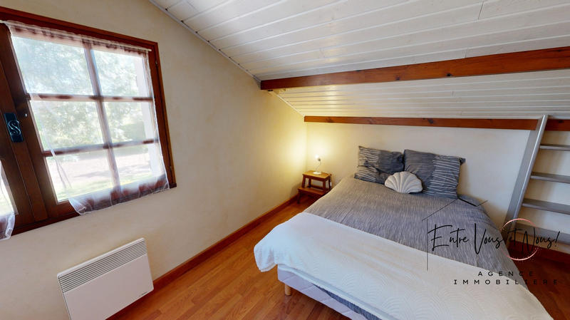 Maison - 347 m² - 13 pièces