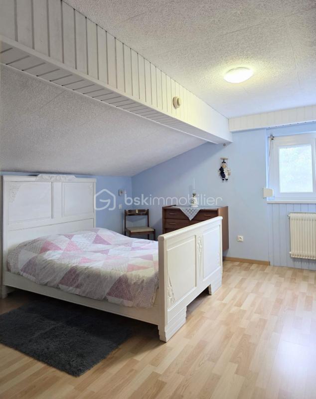 Maison - 272 m² - 11 pièces