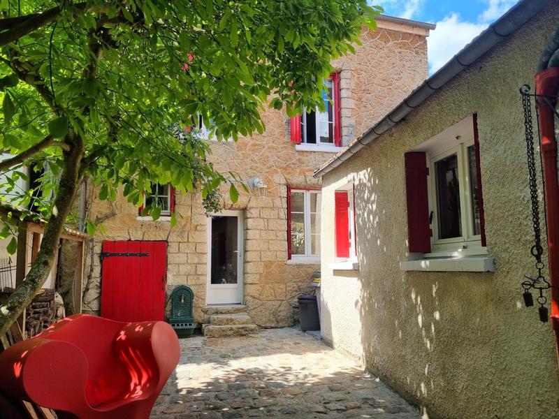 Maison - 111 m² - 6 pièces