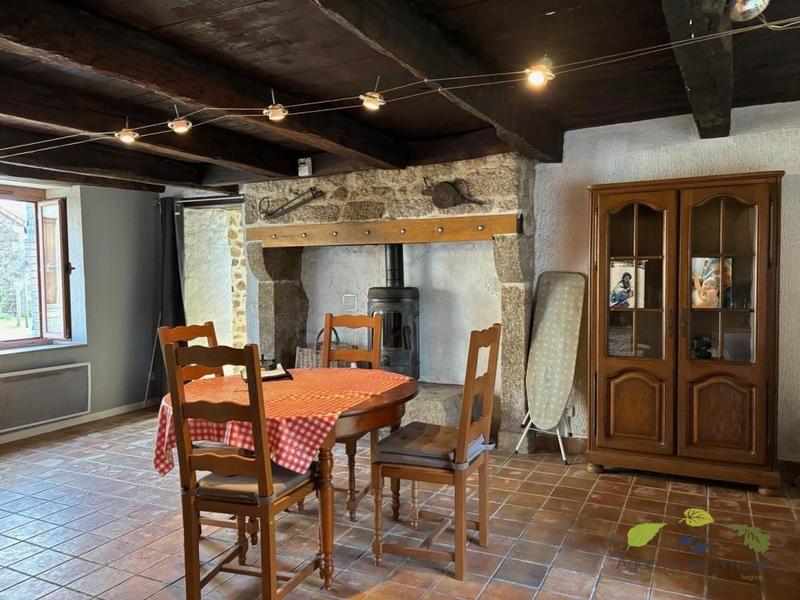 Maison - 92 m² - 4 pièces