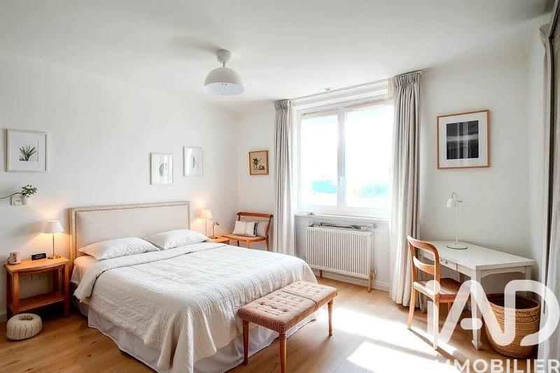 Maison - 136 m² - 8 pièces