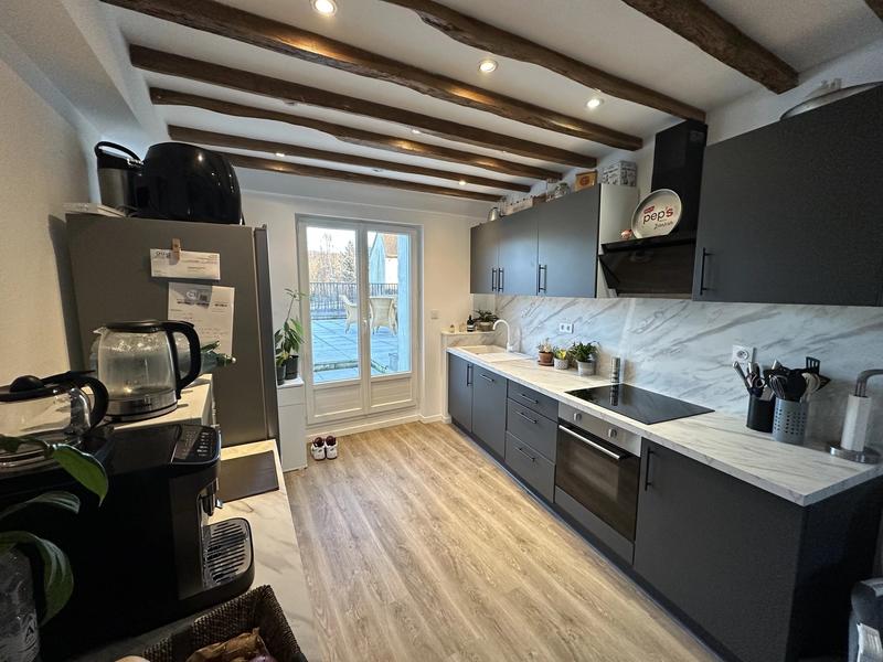 Appartement - 80 m² - 3 pièces