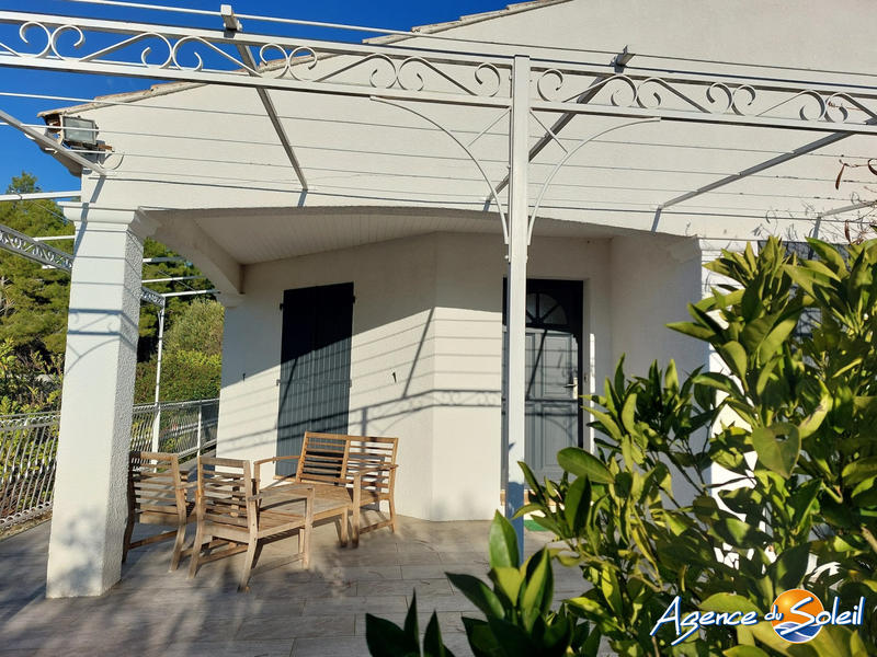 Villa - 99 m² - 5 pièces