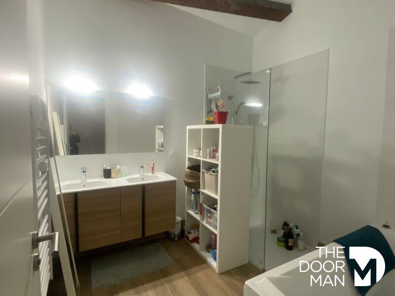 Villa - 218 m² - 7 pièces