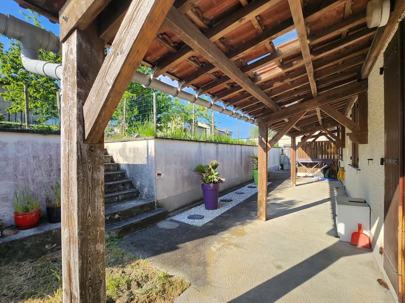 Maison - 121 m² - 6 pièces