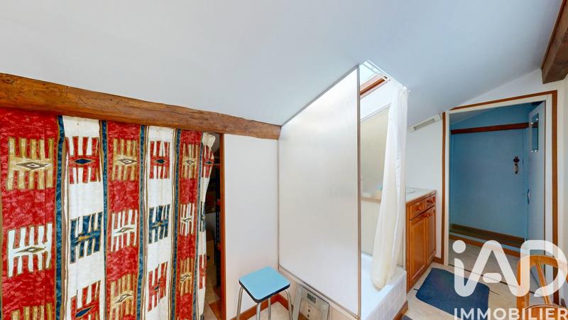 Maison - 200 m² - 7 pièces