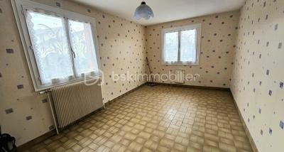 Maison - 94 m² - 4 pièces