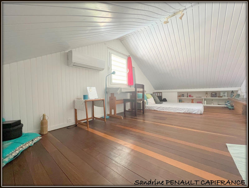 Maison - 130 m² - 5 pièces