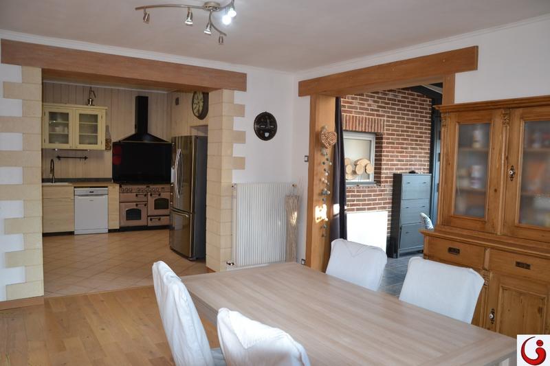 Maison - 152 m² - 8 pièces