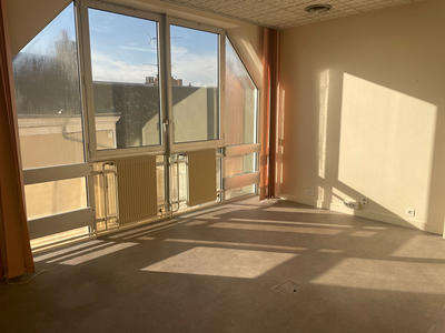 Bureau - 98 m²