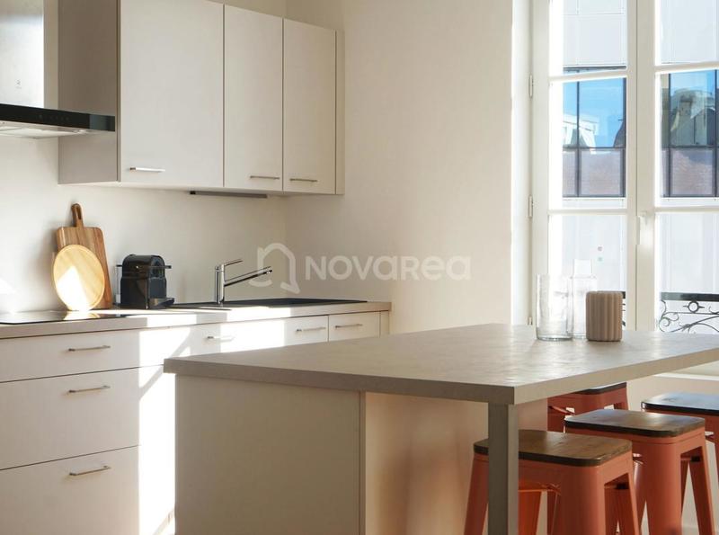 Appartement - 100 m² - 4 pièces