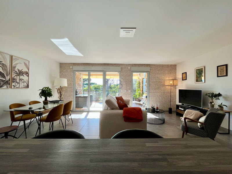 Appartement - 85 m² - 3 pièces