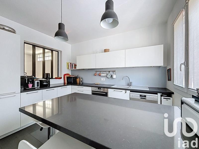 Maison - 145 m² - 6 pièces