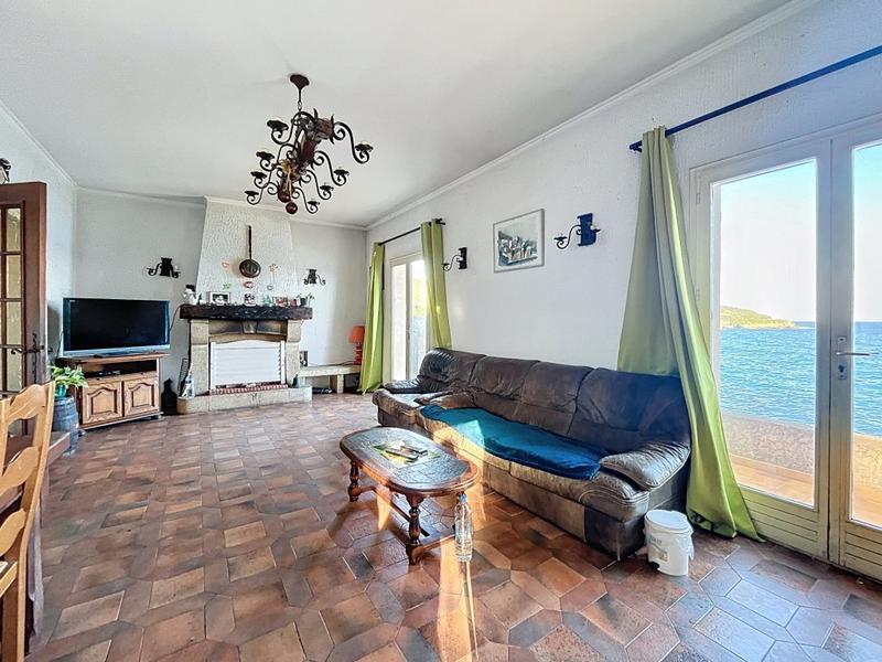 Propriété - 235 m² - 12 pièces