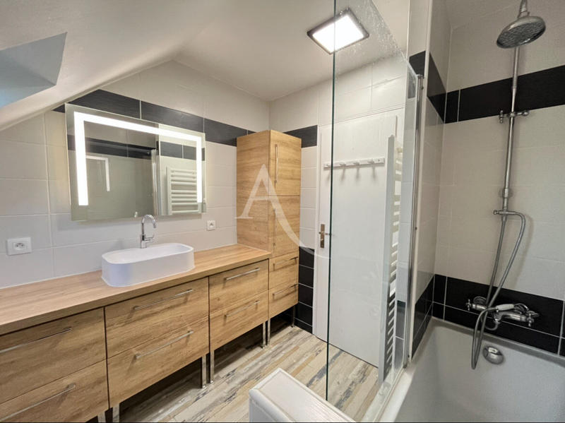 Maison - 113 m² - 5 pièces