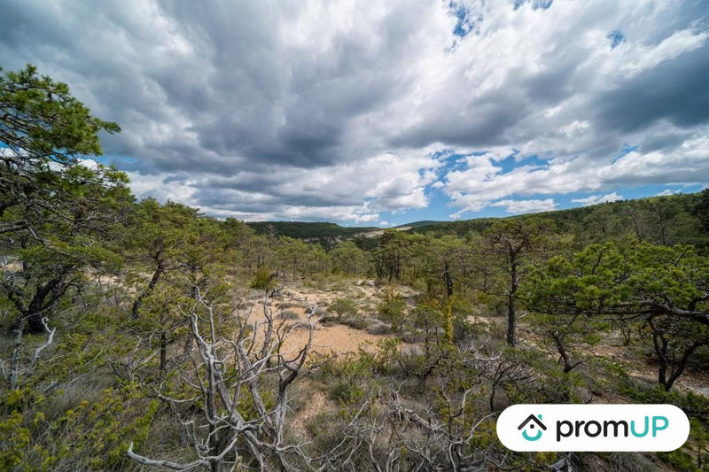 Terrain de loisirs - 92 370 m²