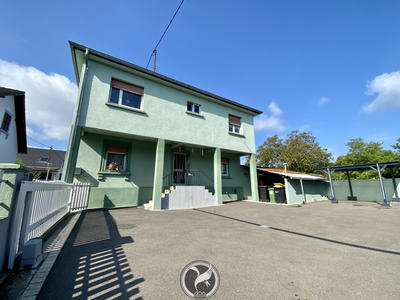 Maison - 100 m² - 5 pièces