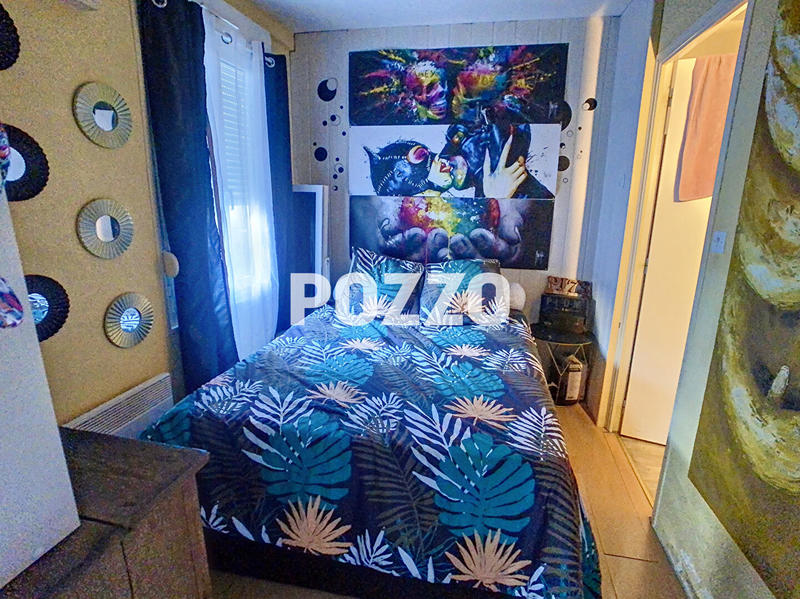 Immeuble - 244 m² - 10 pièces