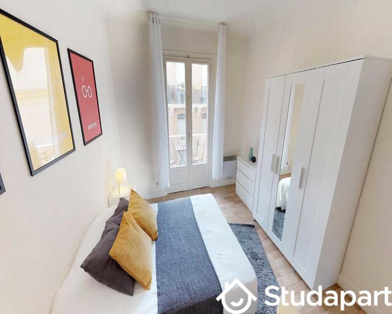 Chambre - 60 m² - 1 pièce