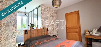 Maison - 159 m² - 7 pièces