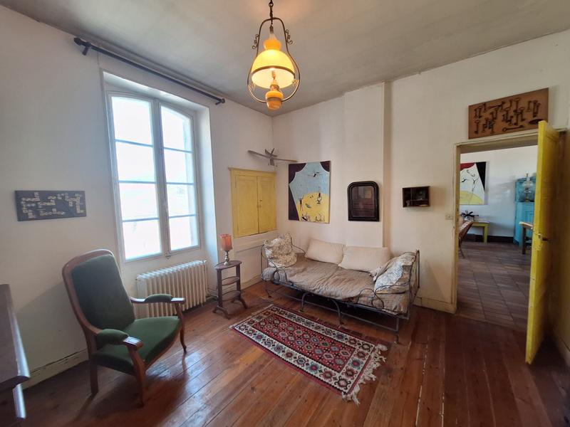 Maison traditionnelle - 110 m² - 5 pièces