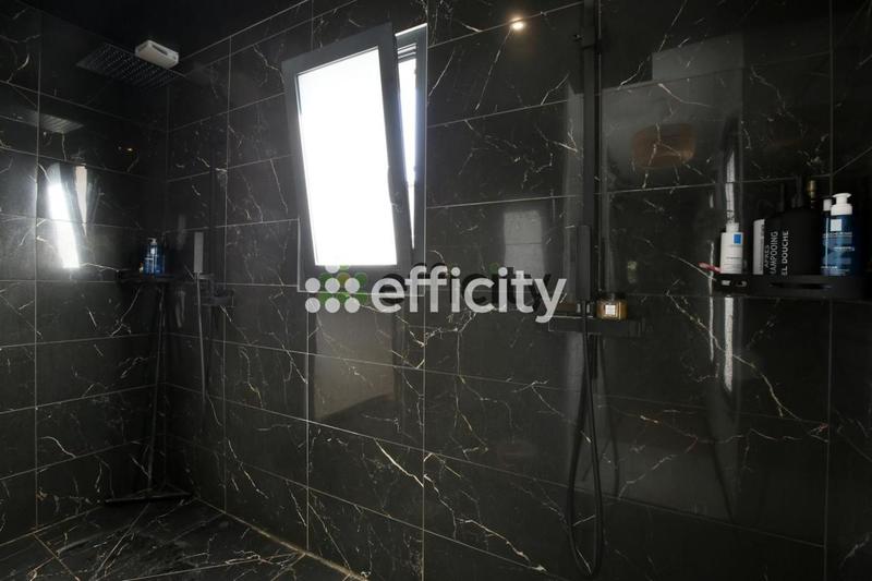 Villa - 147 m² - 5 pièces