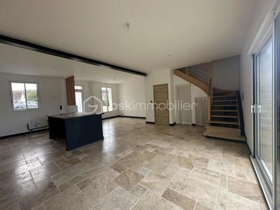 Maison - 110 m² - 5 pièces