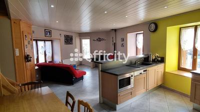 Maison - 198 m² - 10 pièces