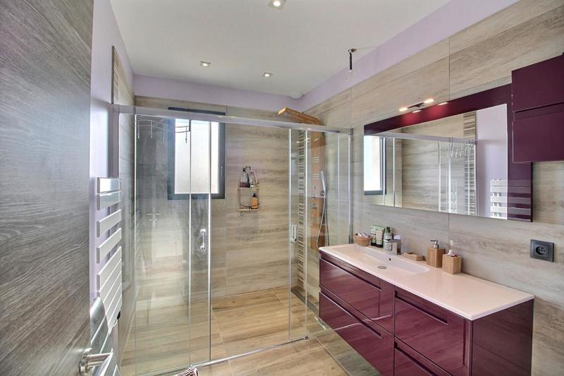 Maison - 182 m² - 5 pièces