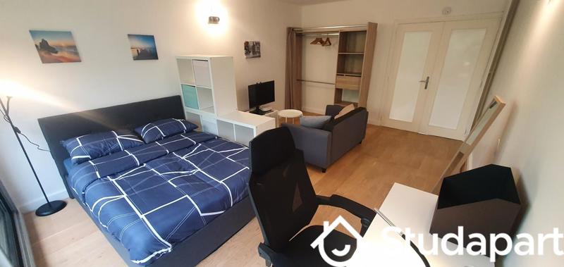 Chambre - 12 m² - 1 pièce