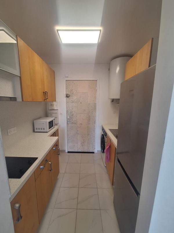 Studio - 27 m² - 1 pièce