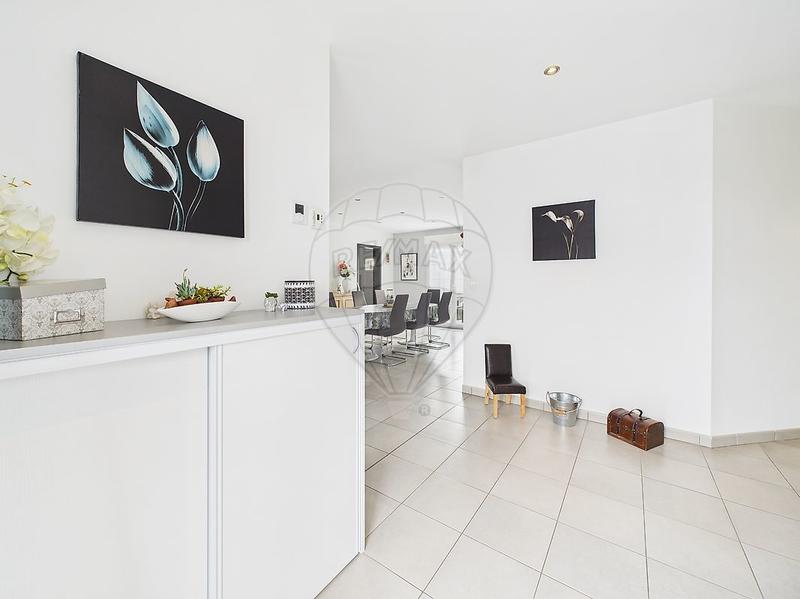 Maison - 103 m² - 5 pièces