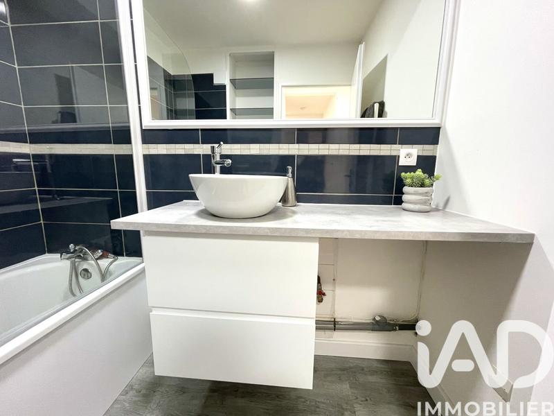 Appartement - 49 m² - 2 pièces