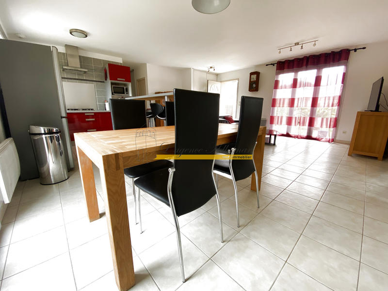 Maison - 81 m² - 4 pièces