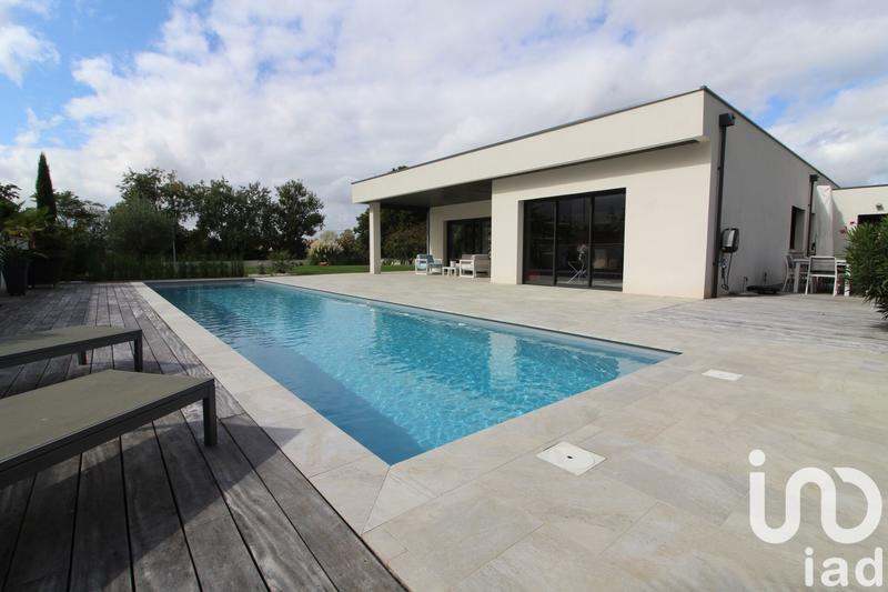 Maison - 186 m² - 7 pièces