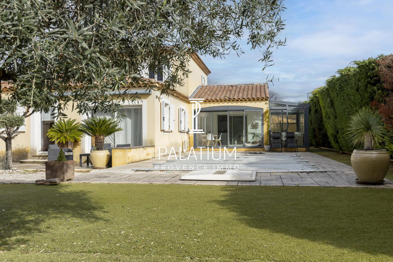 Maison - 165 m² - 6 pièces