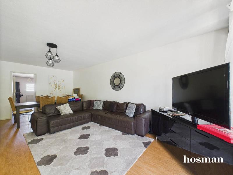 Appartement - 90 m² - 3 pièces