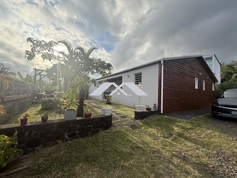 Maison - 120 m² - 5 pièces