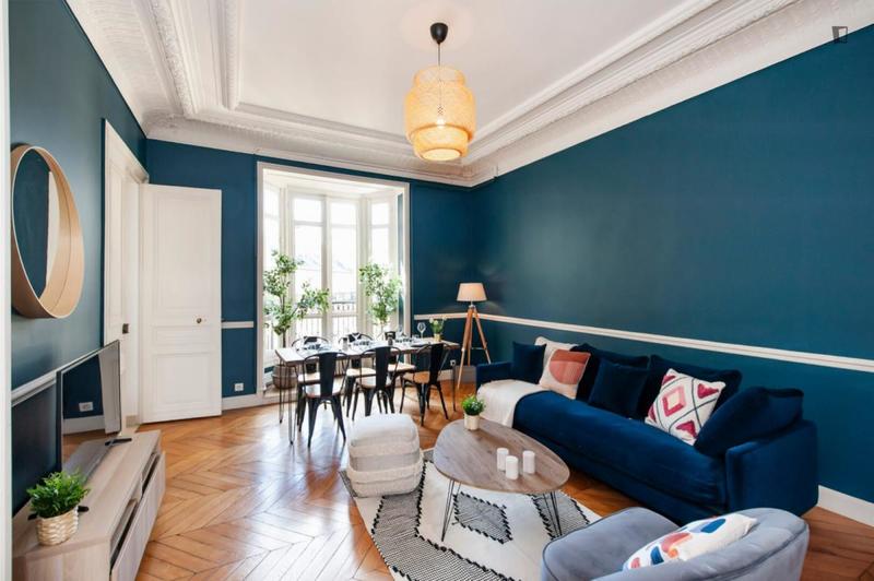 Chambre - 17 m² - 7 pièces