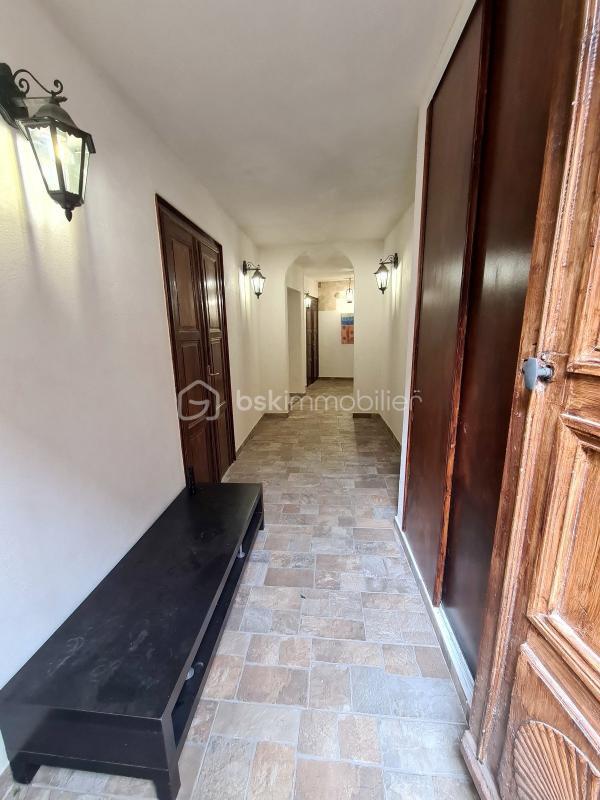 Maison de village - 275 m² - 8 pièces
