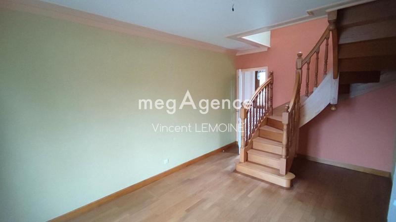 Maison - 186 m² - 8 pièces