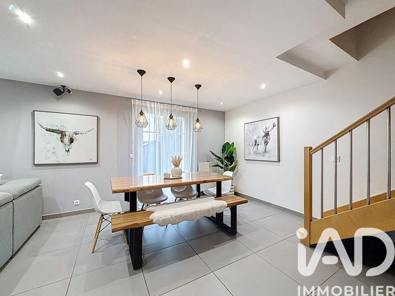 Maison - 102 m² - 5 pièces